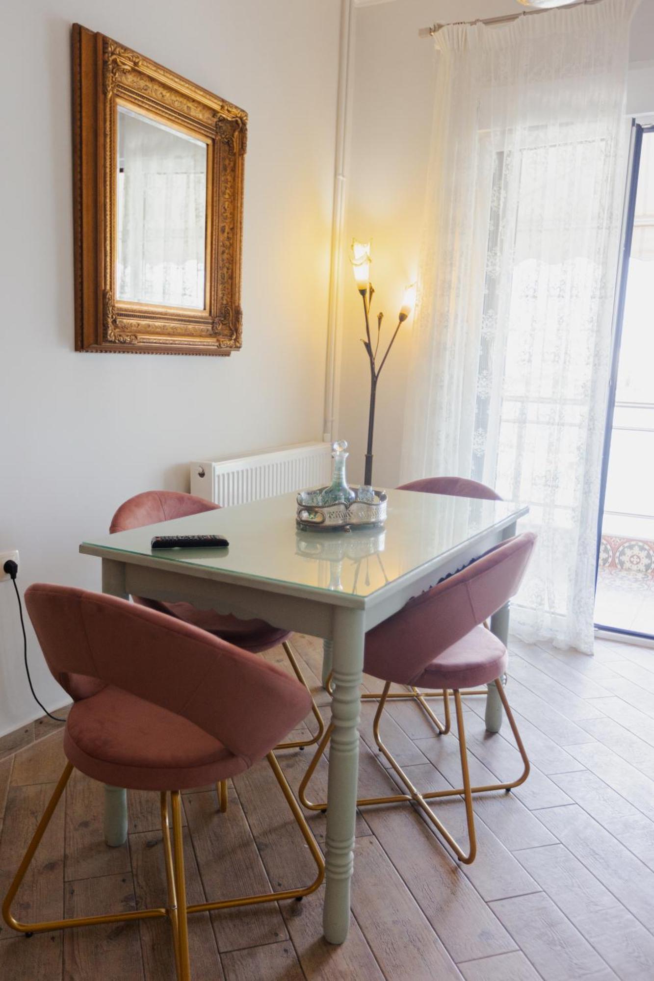 Debbies Διαμέρισμα Δίπλα Στο Νερό #2 ! Chalkís Extérieur photo